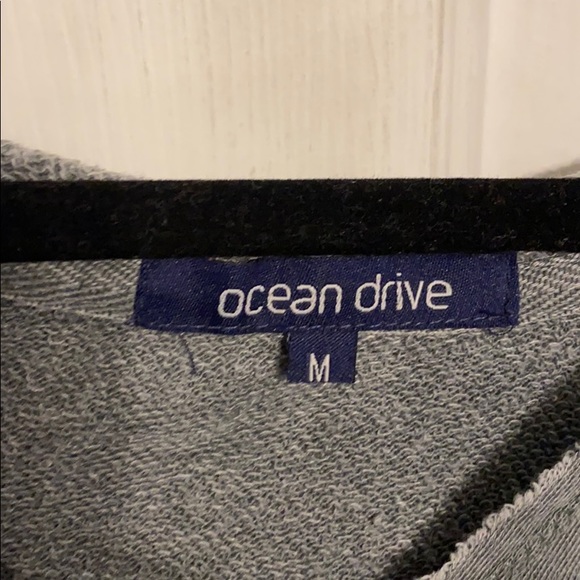 V Neck Hoodie Sweatshirt - Picture 2 of 4